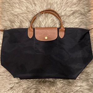 Longchamp Le Pilage Tote Medium